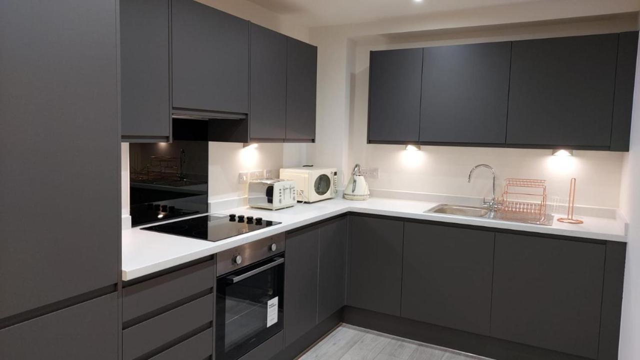 Charming 1-Bed Villa In Liverpool Bagian luar foto